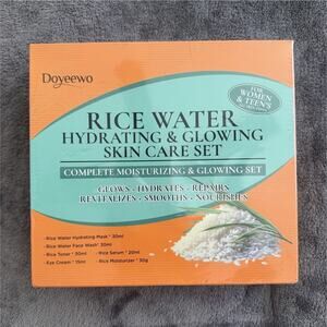 Doyeewo Rice Water Hydrating & Glowing Skin Care Set Mask Serum Cream Toner